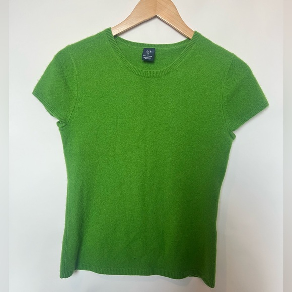 GAP 100% Cashmere 2000s Tee in‎ Bright Grass Green Women’s M (Runs Small)